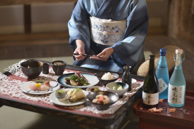 城内で、伊予の美食に舌鼓