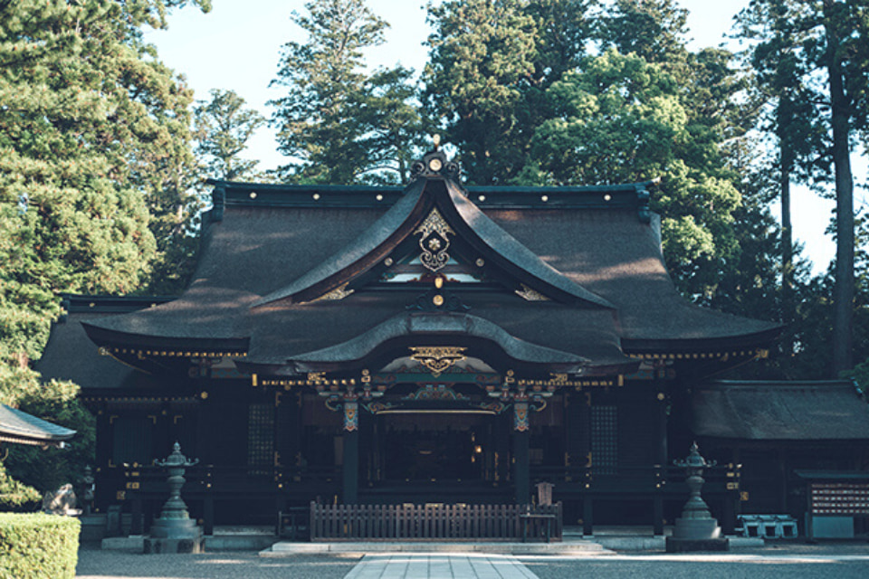 東国三社のひとつ〝香取神宮〟を神職とめぐり、信仰の心に触れる