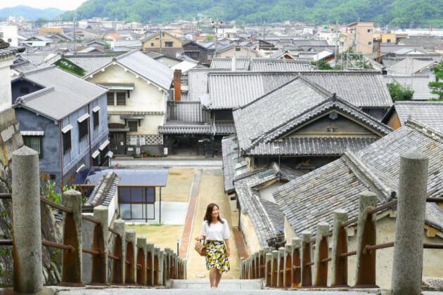 日本の歴史風情残るまち並みが紡がれる〝重要伝統的建造物群保存地区〟で当時の情景を受け取る