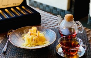 VMGカフェのアフタヌーンティーの生絞りモンブラン