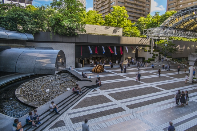 アークヒルズ　アーク・カラヤン広場 