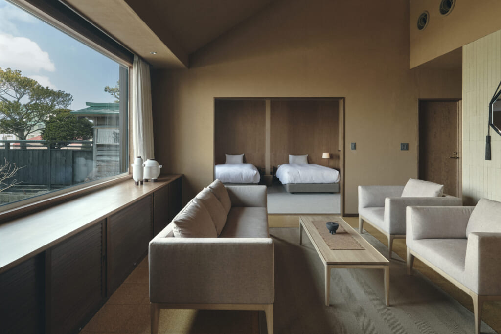 旧相馬家KazenoHeritage客室内観