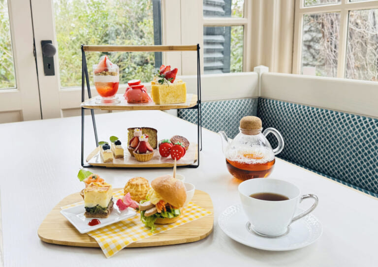 北野異人館 旧ムーア邸苺のアフタヌーンティー