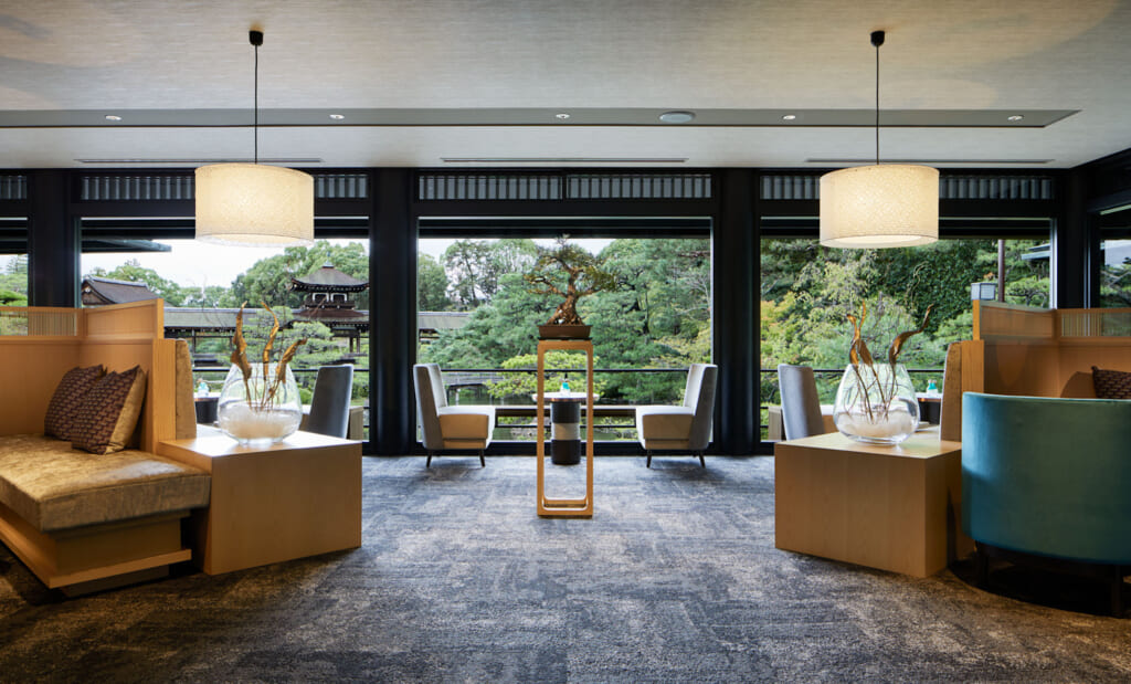 平安神宮会館ラウンジロビー
